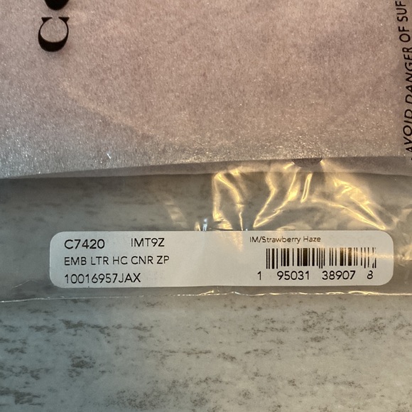 Coach Horse & Carriage Emblem Leather Corner Zip Wristlet Strawberry Haze - Picture 6 of 11